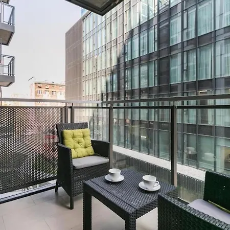 Apartment Close